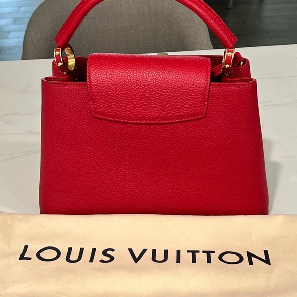 LOUIS VUITTON CAPUCINES MM Handbag - Picture 5 of 5